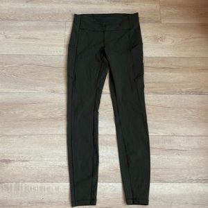 Lululemon leggings. Size 6. Very good condition